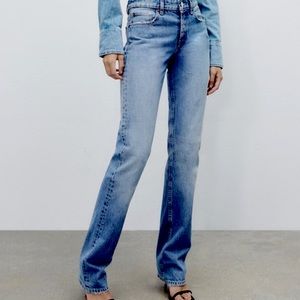 Mid-rise, full length, straight leg jean